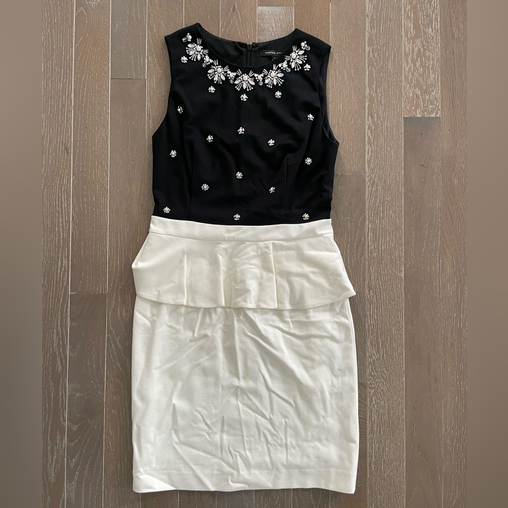 Cynthia Steffe Embellished Colorblock Cocktail Dress – Size 10